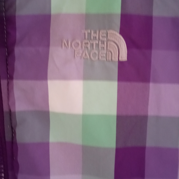 The North Face 550 Reversible Winter Coat - Picture 7 of 12